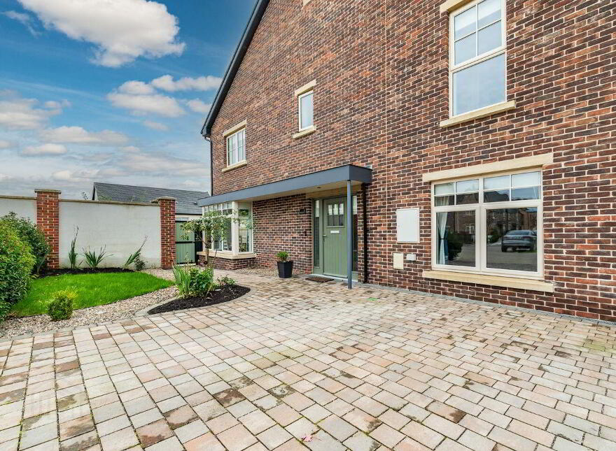 No, 1 The Drive, Coach Road Meadows, Clane, W91VXW1