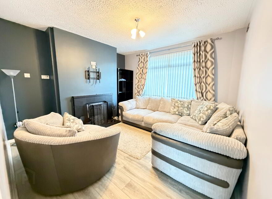 60 Lisnevenagh Road, Ballymena, BT42 2LJ