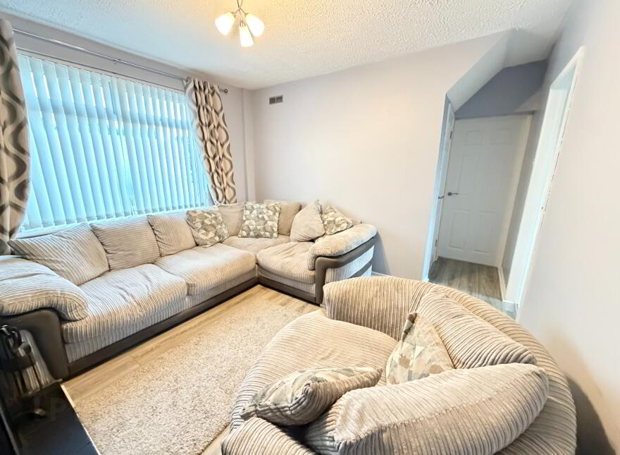 60 Lisnevenagh Road, Ballymena, BT42 2LJ