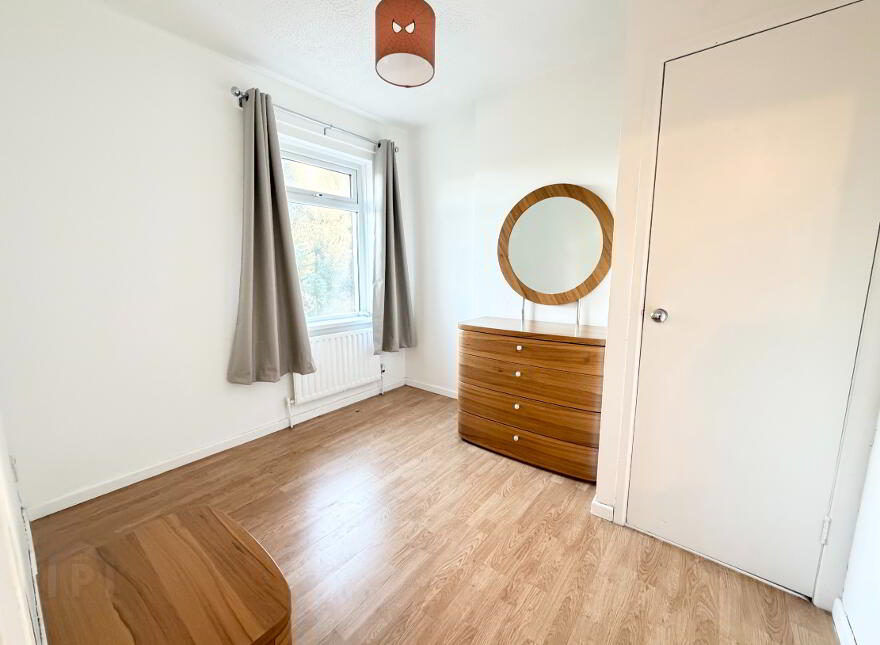 60 Lisnevenagh Road, Ballymena, BT42 2LJ