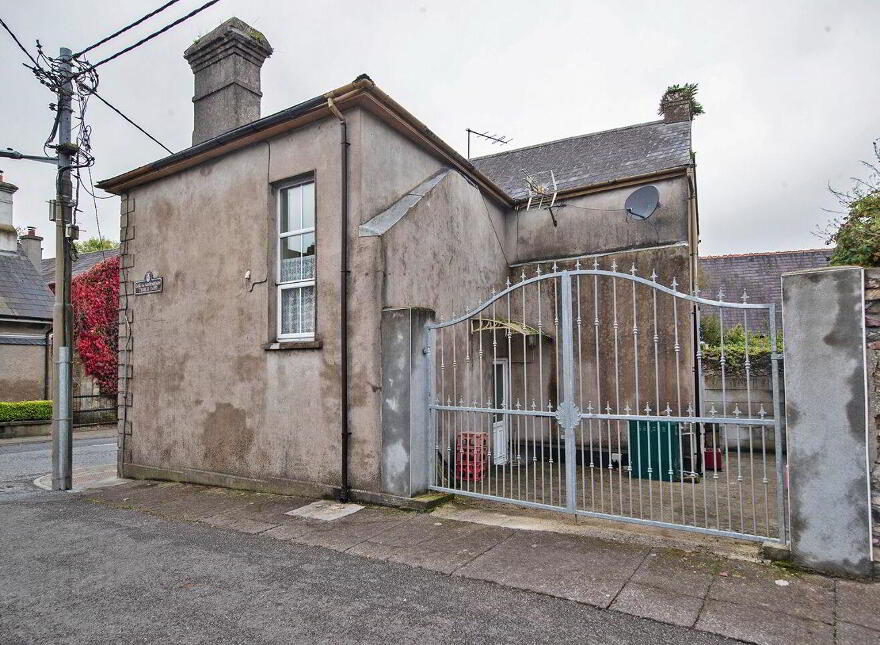 East Main Street, Lismore, P51TC98