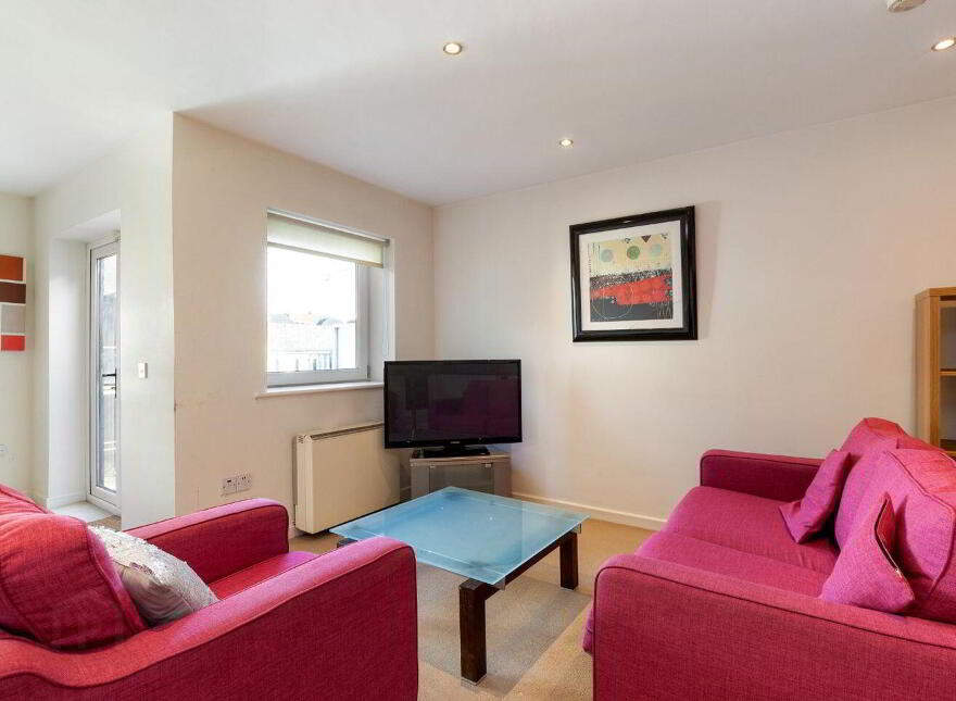 Apt 12, 124 Capel Street, Dublin 1, D01P2W6
