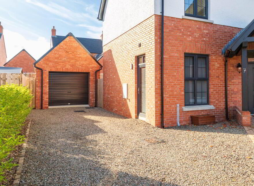7 Broadisland Heights Gardens, Ballycarry, Carrickfergus, BT38 9FP