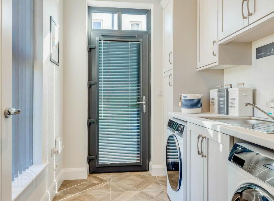 7 Broadisland Heights Gardens, Ballycarry, Carrickfergus, BT38 9FP