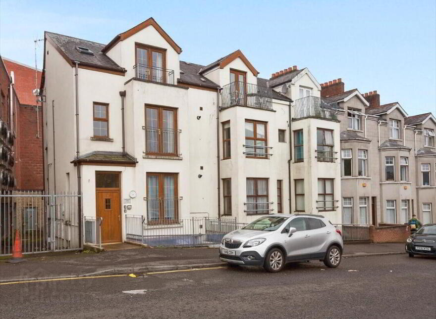 2a Lower Windsor Avenue, Belfast, BT9 7DW