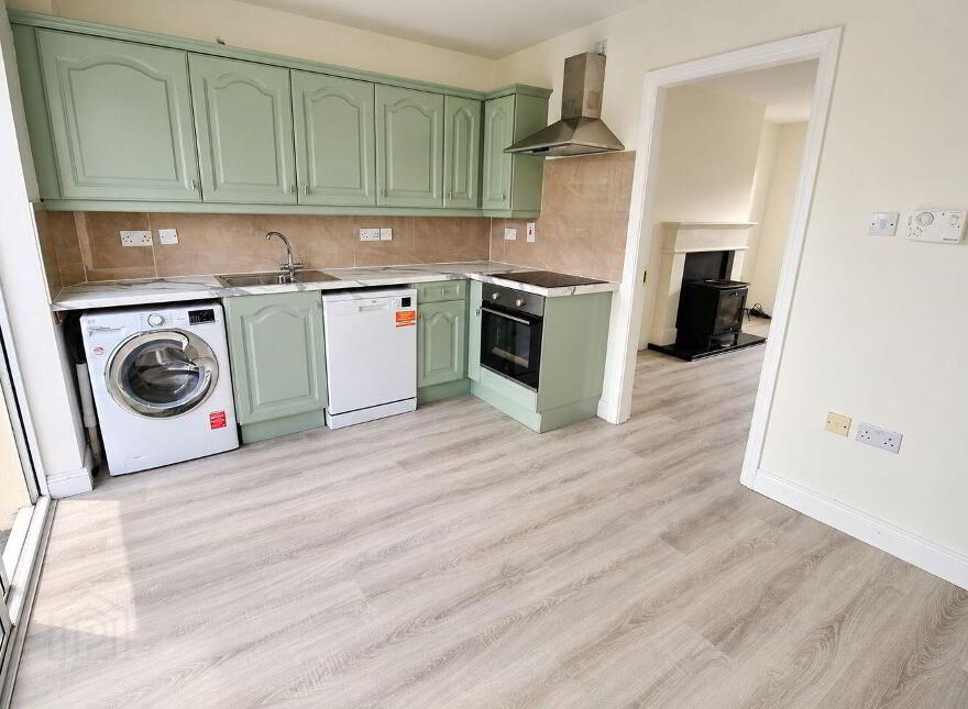 2 Branogue Park, Riverchapel, Gorey, Y25V525