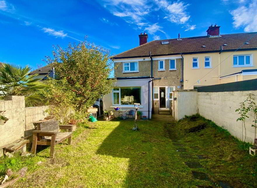 24 Lissadel Avenue, Drimnagh, D12YD43