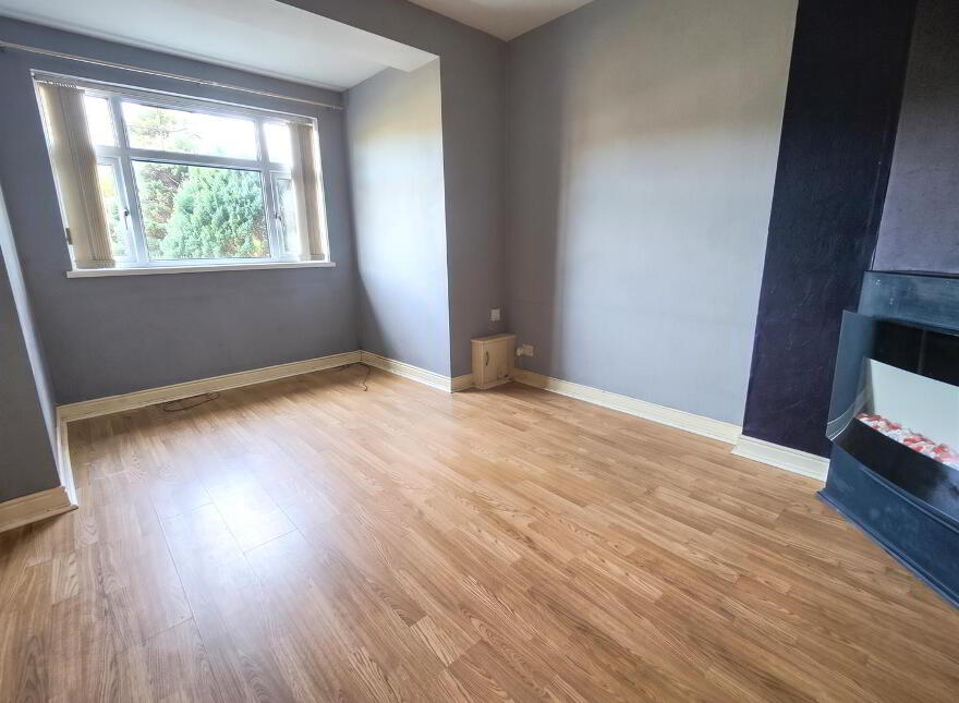 710 Oldpark Road, Belfast, BT14 6QN