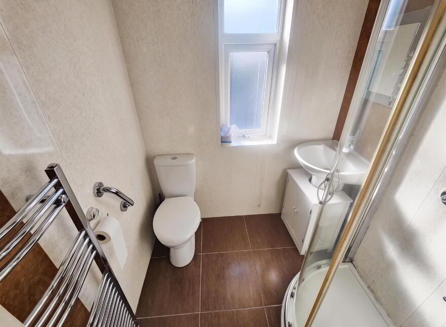 710 Oldpark Road, Belfast, BT14 6QN