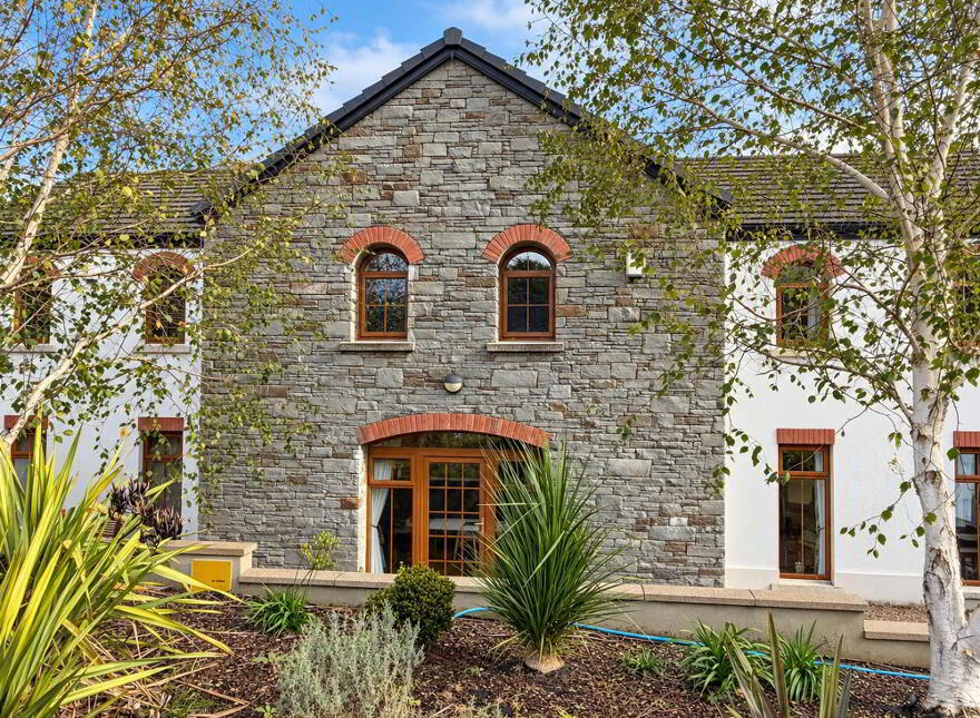 2 Gortaclee Court, Cushendall, Ballymena, BT44 0TL