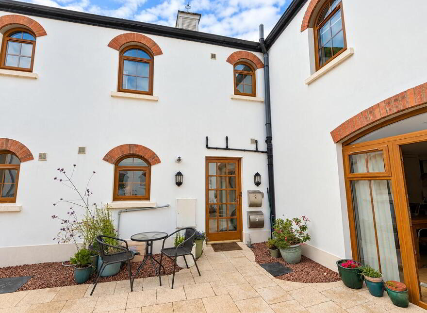 2 Gortaclee Court, Cushendall, Ballymena, BT44 0TL