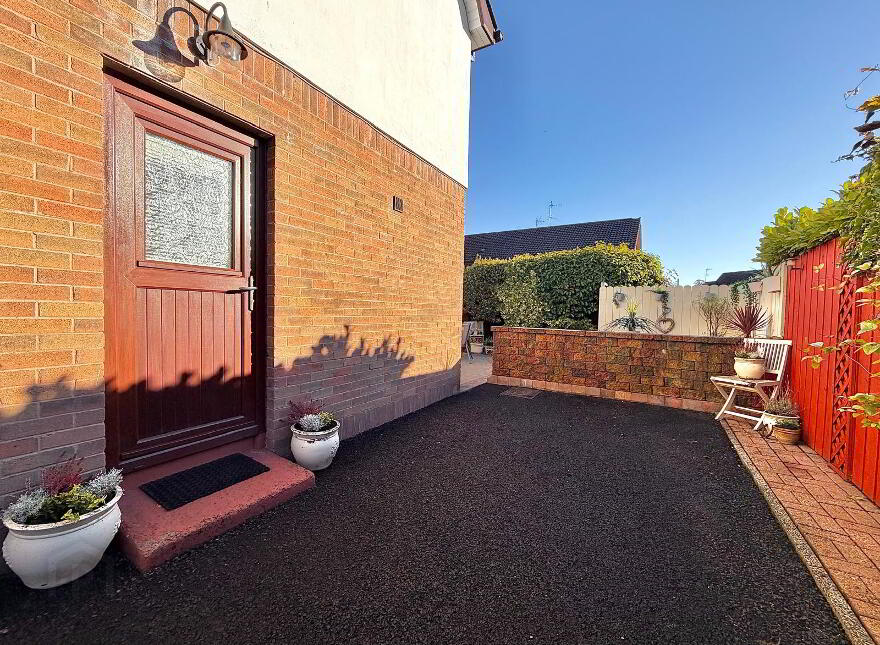 17 Ashbourne, Castledawson, Magherafelt, BT45 8HP