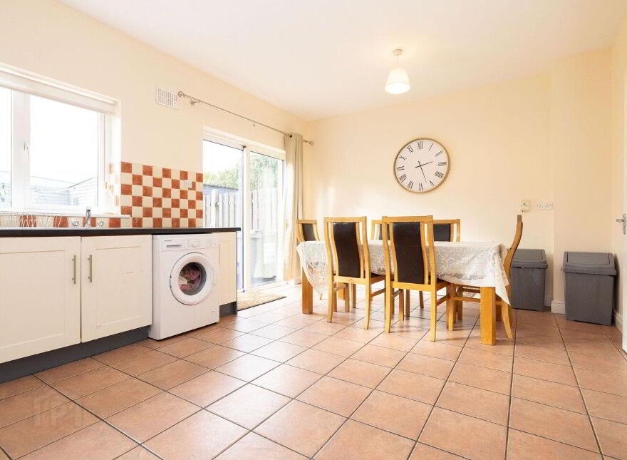 28 Deravarra, Delvin Road, Mullingar, N91Y7W0