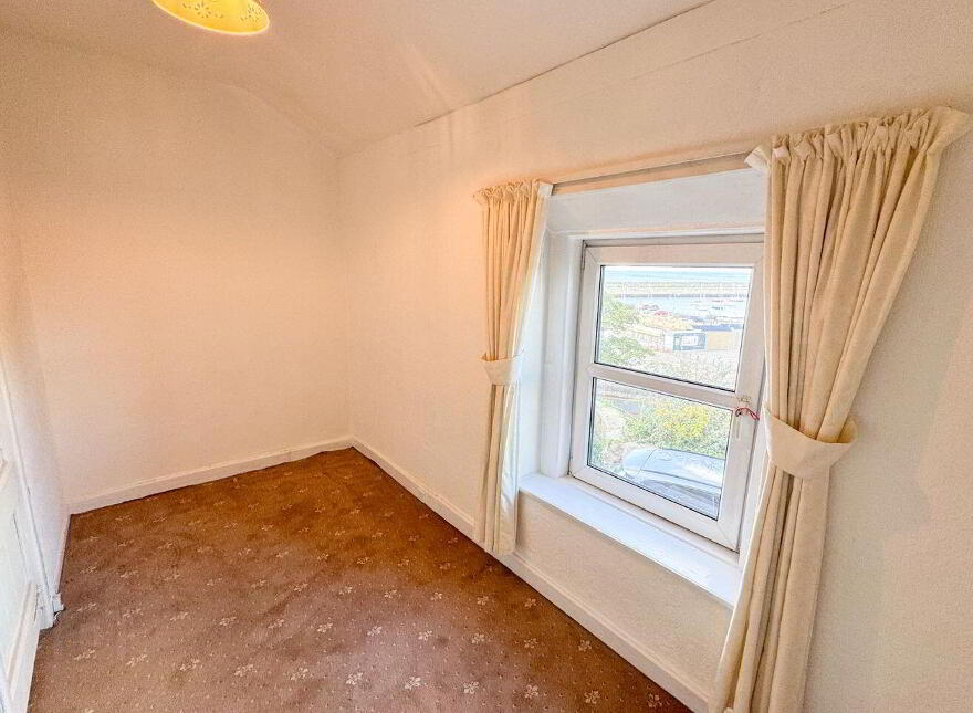 4 Synnott Terrace, Clarence Street, Dún Laoghaire, Dun Laoghaire, A96HY23