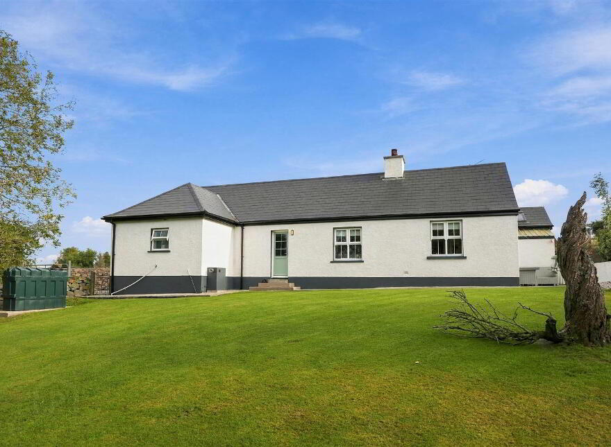 Hillhead Cottage, 11 Annadorn Road, Annacloy, Downpatrick, BT30 8JU