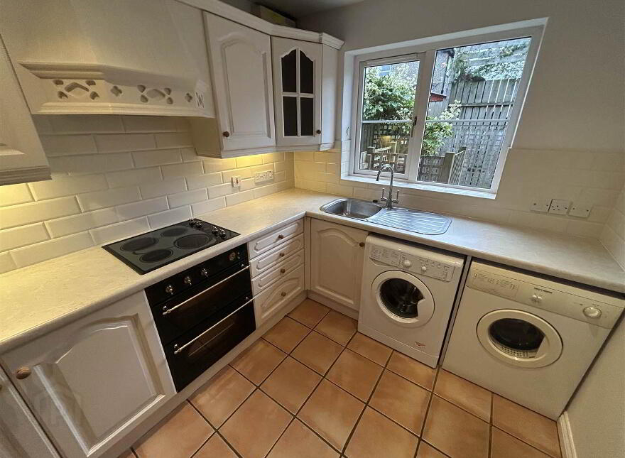 16 Castleview Cottage Gardens, Belfast, BT5 7FP