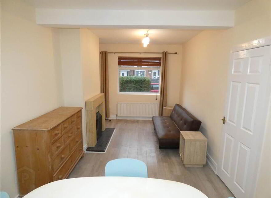 11 Strandburn Parade, Belfast, BT4 1LZ