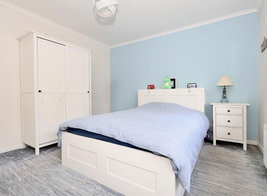 12 Retreat Heights, Athlone, N37PE80