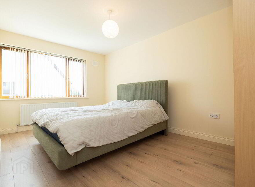6 Hawthorn Bank, Royal Canal, Mullingar, N91ET2Y