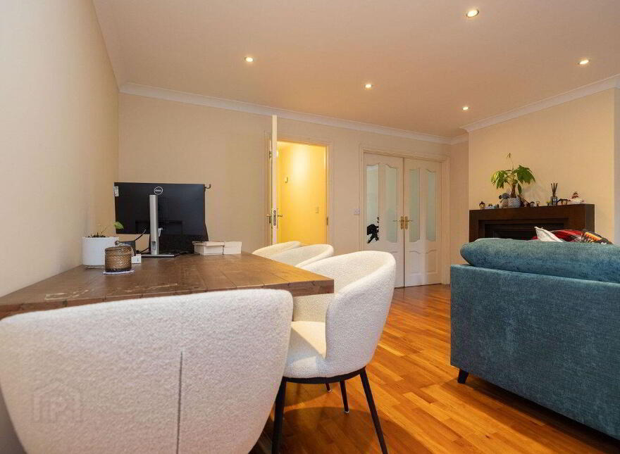 6 Hawthorn Bank, Royal Canal, Mullingar, N91ET2Y
