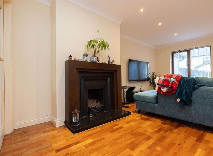 6 Hawthorn Bank, Royal Canal, Mullingar, N91ET2Y