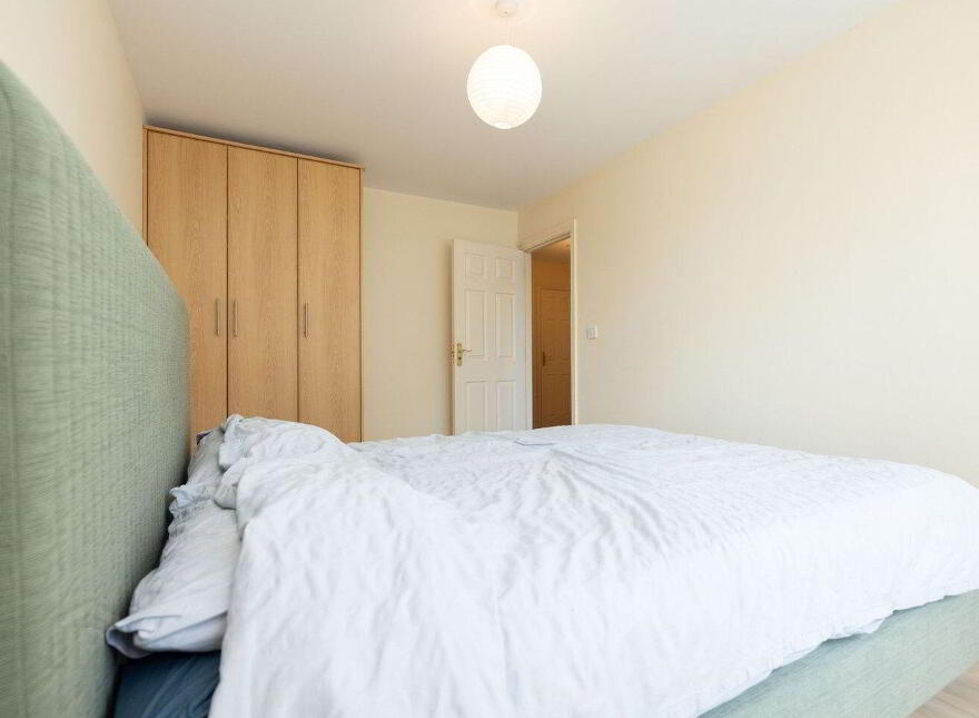 6 Hawthorn Bank, Royal Canal, Mullingar, N91ET2Y