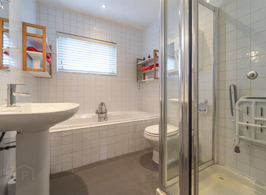 24 Aranleigh Vale, Rathfarnham, Dublin, D14E4C2