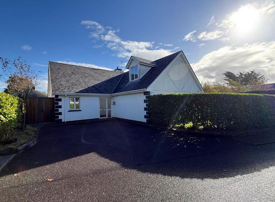1 The Grove, Woodlawn Road, Killarney, V93D57X