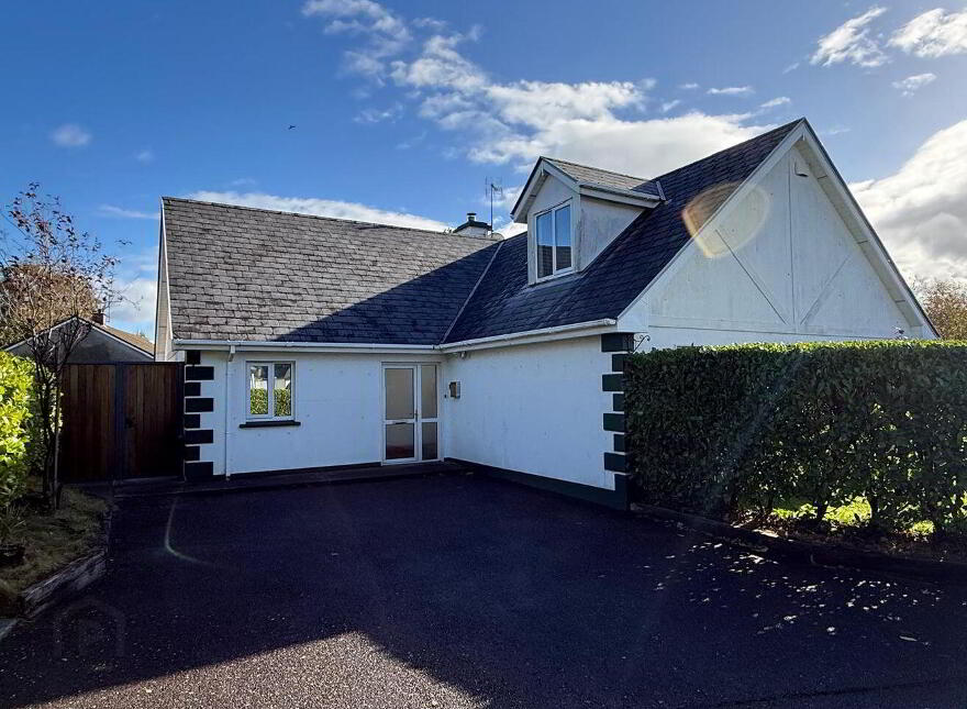1 The Grove, Woodlawn Road, Killarney, V93D57X