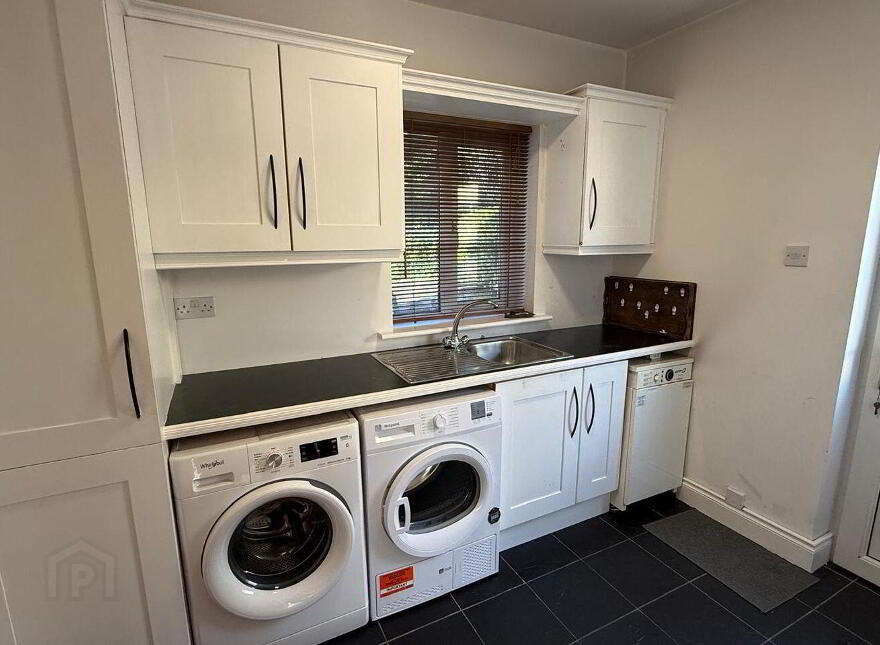 1 The Grove, Woodlawn Road, Killarney, V93D57X