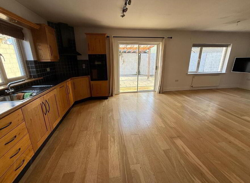 1 The Grove, Woodlawn Road, Killarney, V93D57X