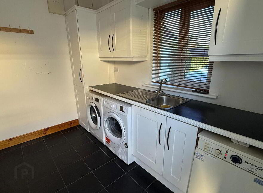 1 The Grove, Woodlawn Road, Killarney, V93D57X
