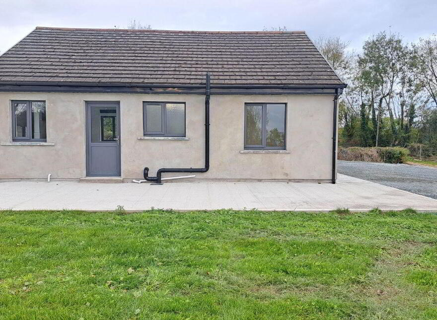Curraghgorm, Mitchelstown, Knockanevin, P67V634