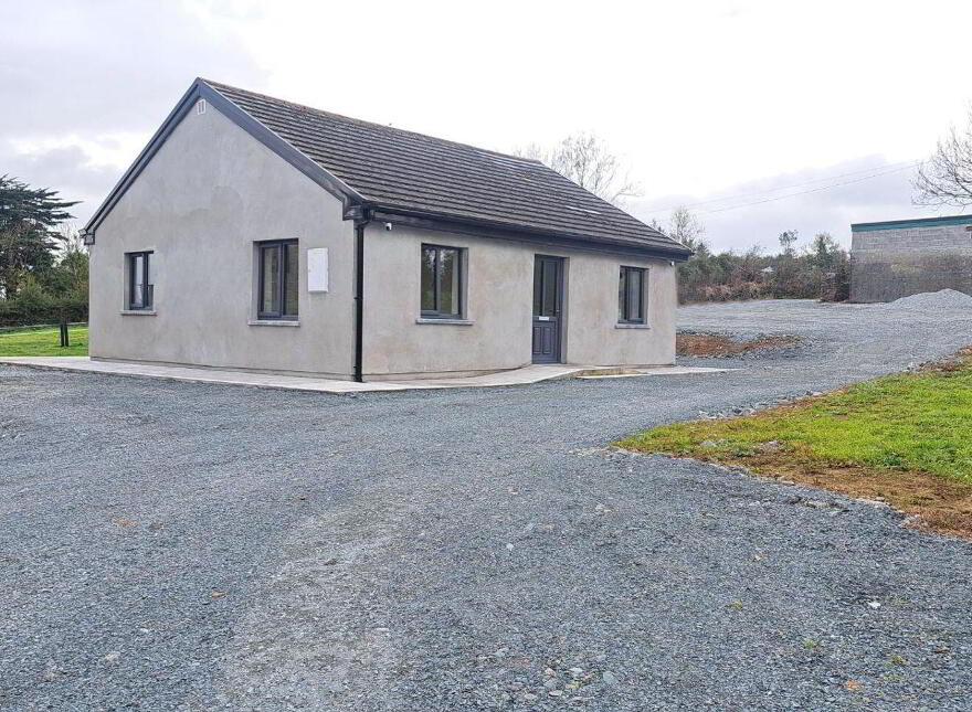 Curraghgorm, Mitchelstown, Knockanevin, P67V634