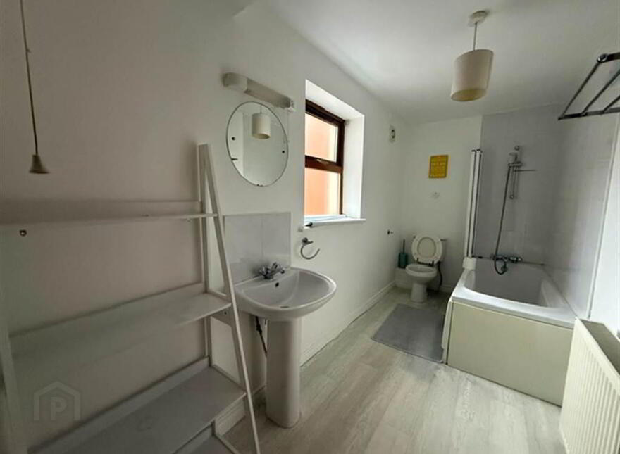 16 Redwood Dale, Belfast, BT17 9RL