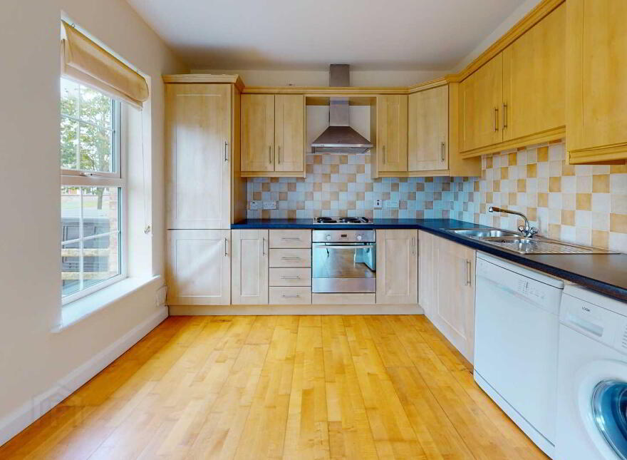 41 Waterfoot Park, Waterside, Derry / Londonderry, BT47 6SW