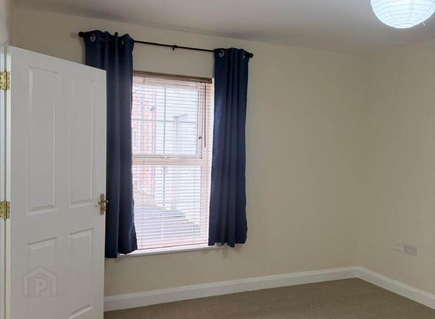 41 Waterfoot Park, Waterside, Derry / Londonderry, BT47 6SW