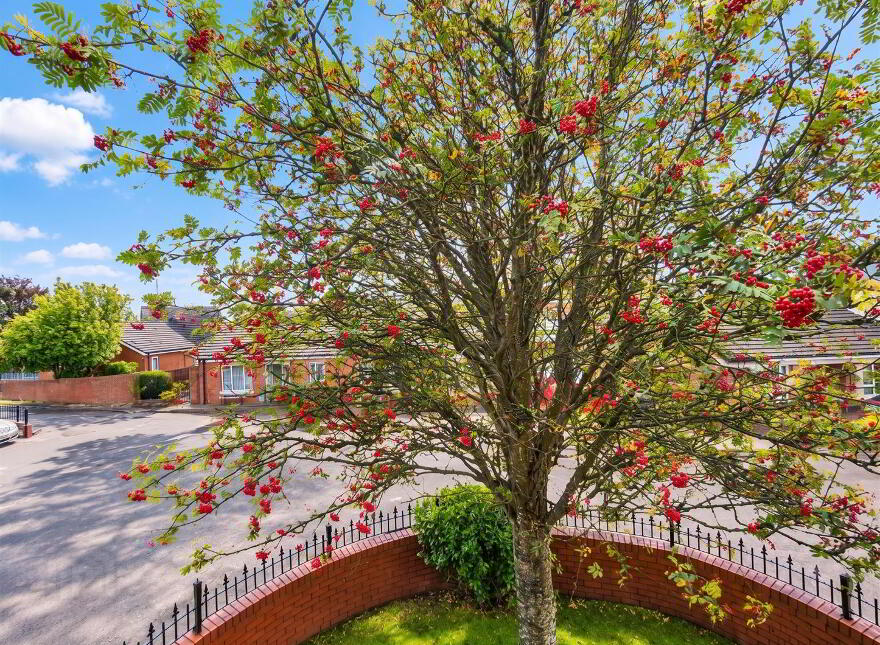 13 Hillview Court, Belfast, BT14 7BU