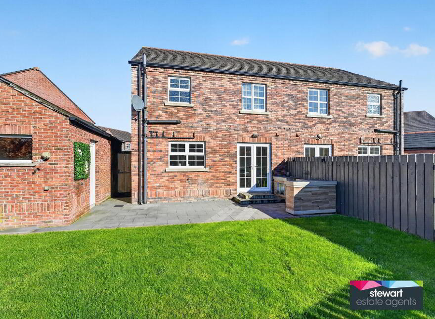 76 Wellington Park Drive, Maghaberry, BT67 0UP