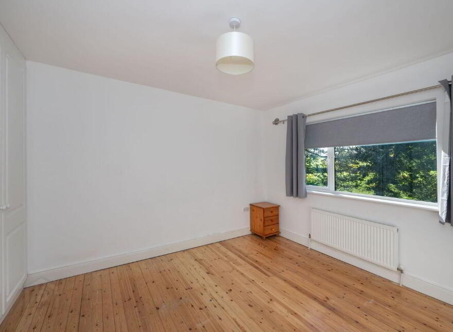 24 The Avenue, Lios Na Fea, Macroom, P12HW74