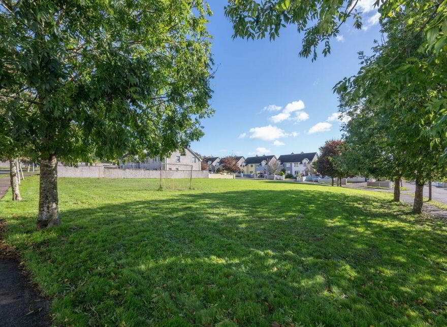 24 The Avenue, Lios Na Fea, Macroom, P12HW74