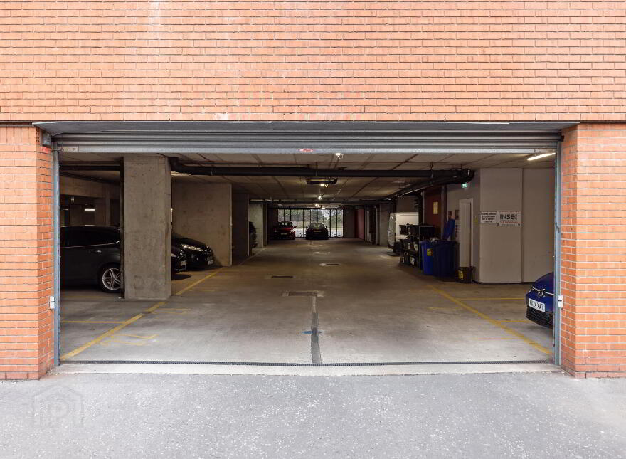 43 James Clow Building, 18 Pilot Street, Belfast, BT1 3EZ