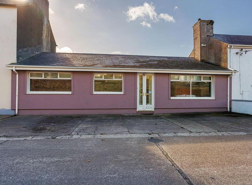 The Bungalow, Mccurtain's Town, Youghal, P36X308 photo