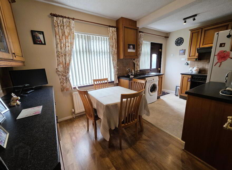 80 Willow Gardens, Dunmurry, Belfast, BT17 9QJ