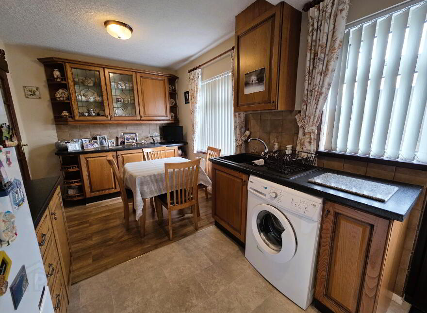 80 Willow Gardens, Dunmurry, Belfast, BT17 9QJ