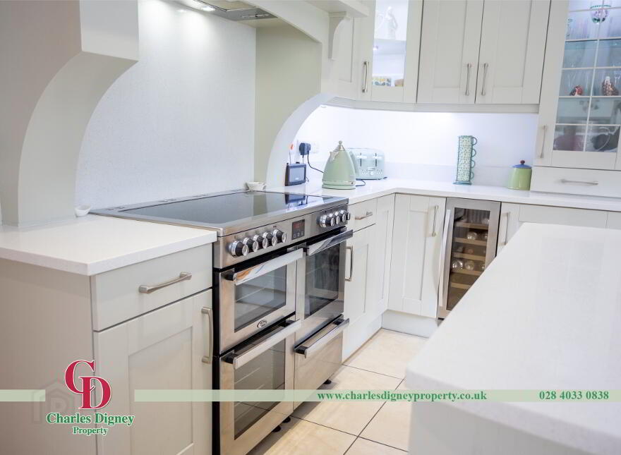 28 Ardkeeragh Road, Newry, BT34 1NW