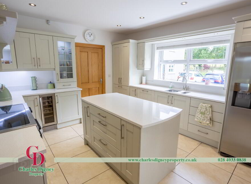 28 Ardkeeragh Road, Newry, BT34 1NW
