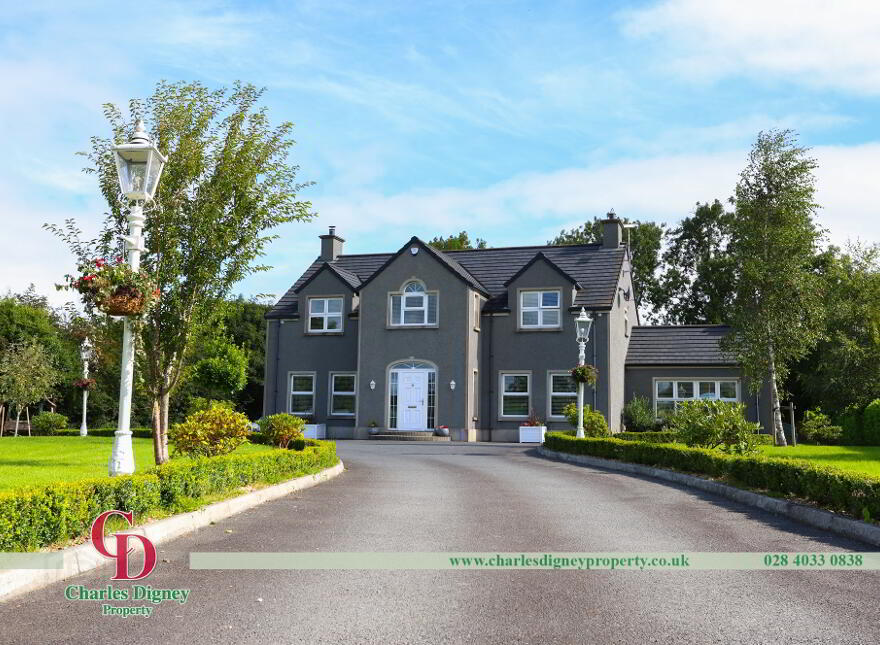 28 Ardkeeragh Road, Newry, BT34 1NW