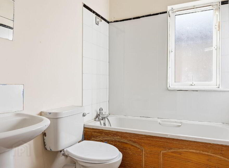 6 Rossberry Park, Lucan, K78YW95