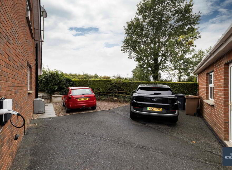 41 Forest Park, Markethill, BT60 1QS